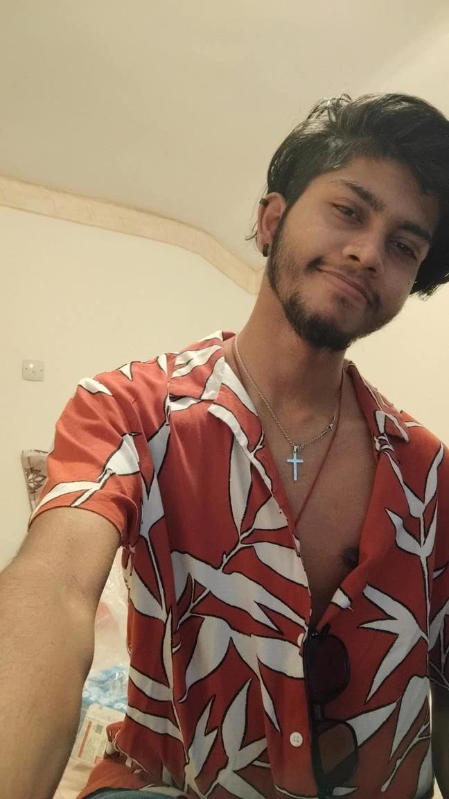 Need a single or sharing Room  Main Photo