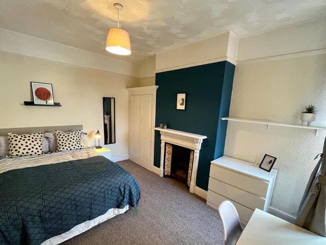 📢🌞Spacious Rooms, 5 Min Walk to Gunwharf📢🌞10Vr Main Photo