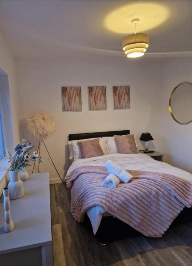 Manchester Airport property available  Main Photo