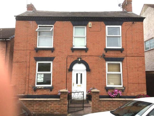 Long Eaton Town Center House Share Main Photo