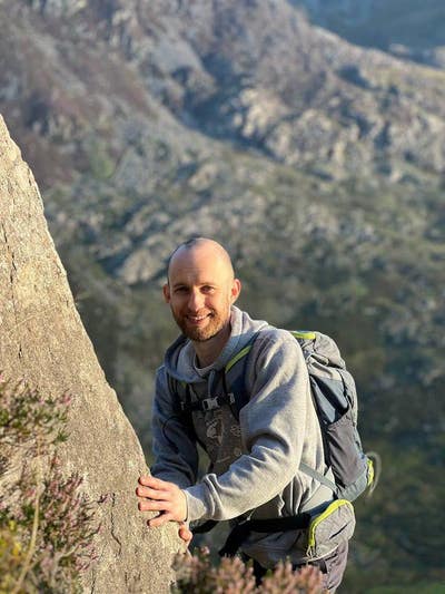 I’m a 44-year-old professional male with a ... Main Photo