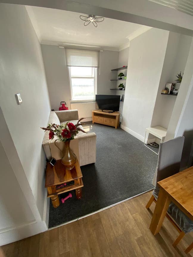 Couple Room E9 - Lovely Relaxed Apt, Nhs Flat Main Photo