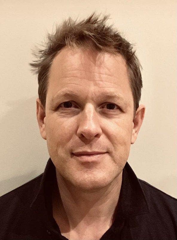 Creative professional male looking for flat-mate. Main Photo