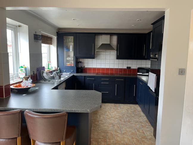 Double room - all bills included  Main Photo