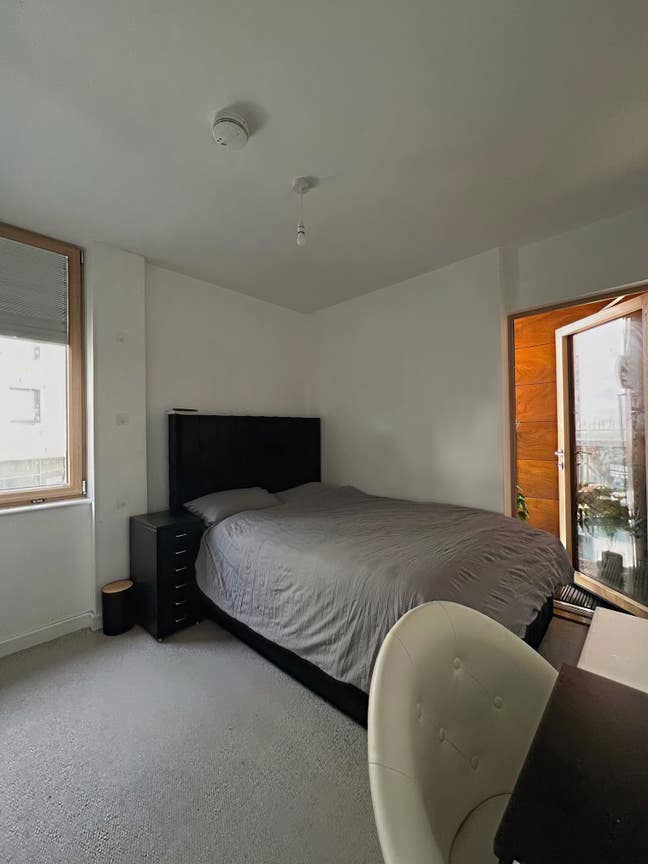Modern Double Bed/Bath next Bromley Sth Main Photo