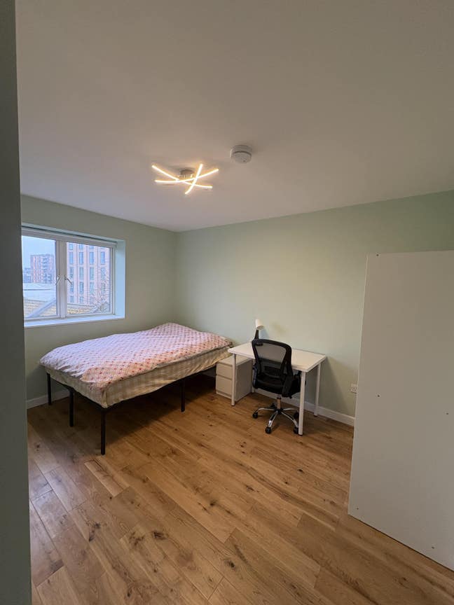 Double Room in Friendly Flat Main Photo