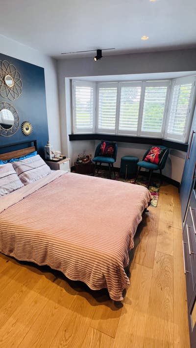 Female Only-2 X Double Room in  Hounslow/ Whitton  Main Photo