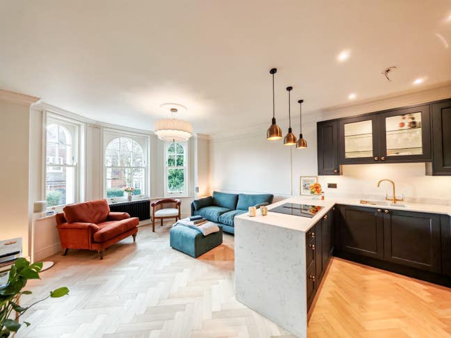 Room in super-luxe Kilburn flat - available Dec Main Photo