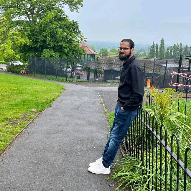 Hello, I'm 30 years old, looking for a place ... Main Photo