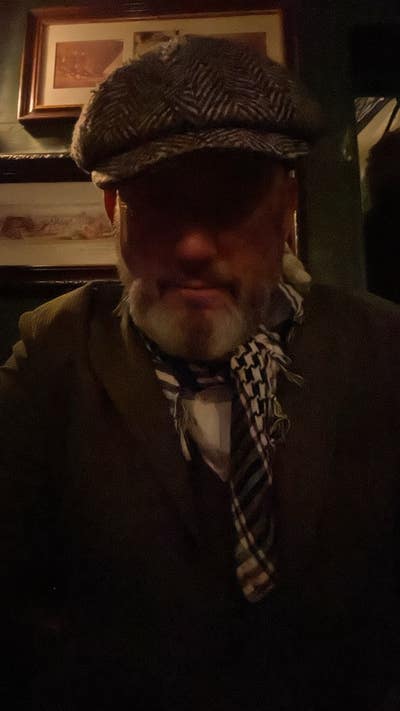 Professional male looking for Chesham digs.  Main Photo