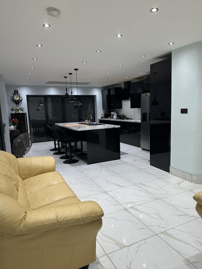 2 lovely rooms to let close to Stratford/Plaistow Main Photo