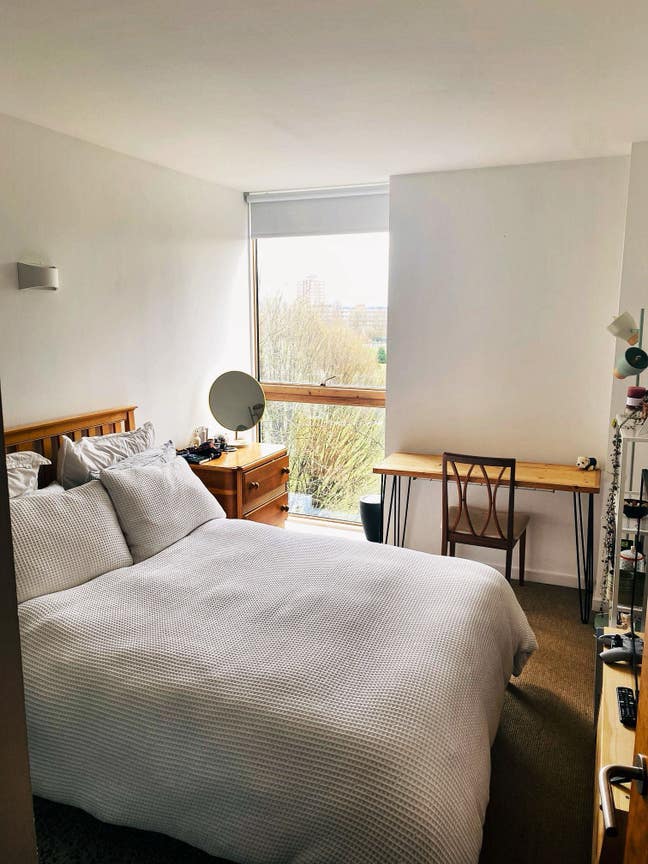 Lovely Double Bedroom in New Build in Hoxton  Main Photo