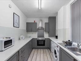  Room  in  a  Shared  House,  Queen  Street,  CW1 Main Photo