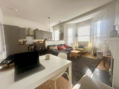 Double room near Preston Park | Bills included Main Photo