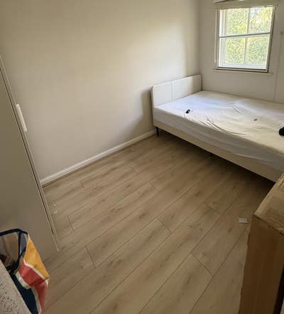 ✨Double Room Available in Flat Near Gatwick ✨ Main Photo