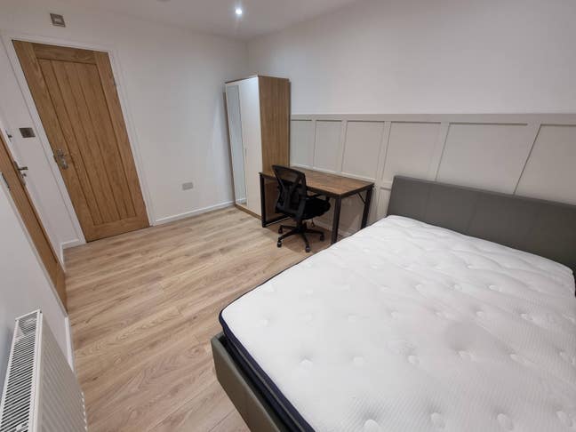 PhD/PG Only - Double Ensuite- 10 mins walk to Uni Main Photo