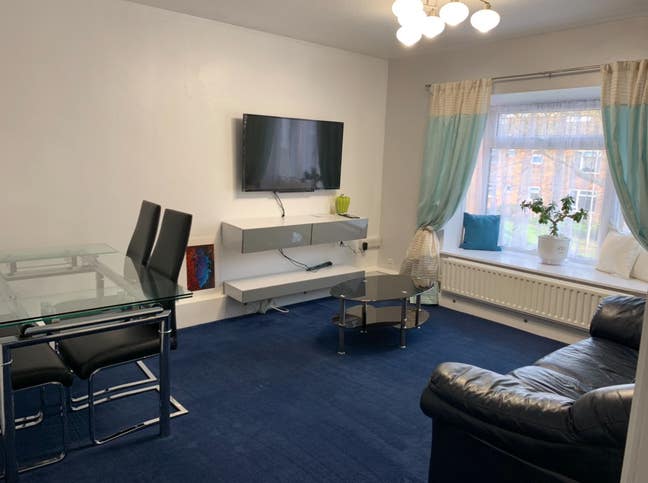 Easy access to Lister Hospital Main Photo