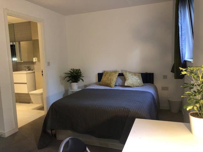 🔥 🏡 Ensuite room in Canada Water-All Inclusive 🔥   Main Photo