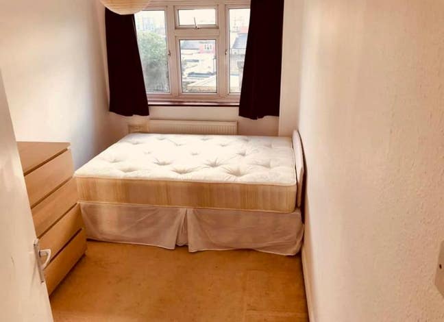 Room for rent 4 min from Walthamstow station  Main Photo