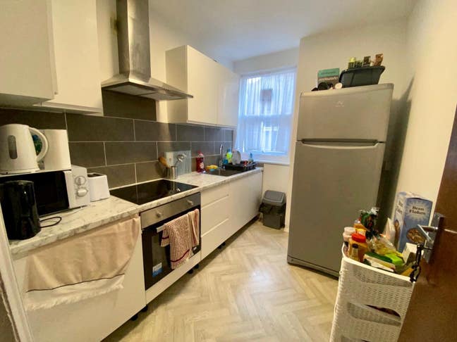 All Bills Included, Double Room in N11 Main Photo