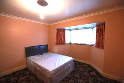 NO Deposit - Double room in New Eltham Main Photo