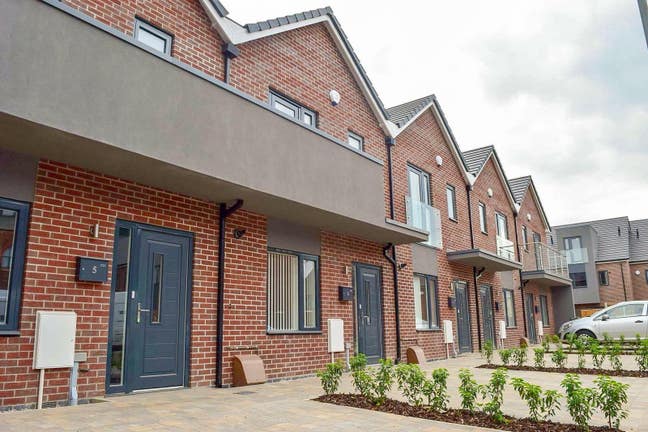 4 Room Available to Let Now in a 4 Bed Townhouse Main Photo