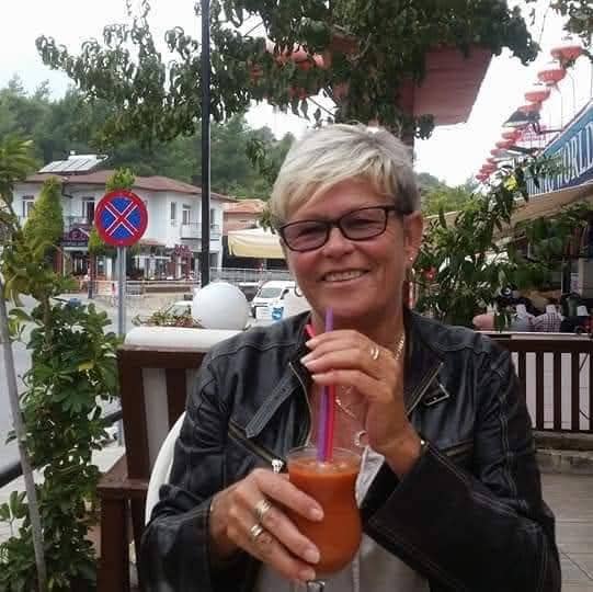 I am a female aged 63. I am looking for a dou... Main Photo
