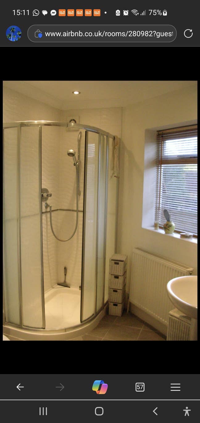 Mon to Fri single ensuite single room available  Main Photo