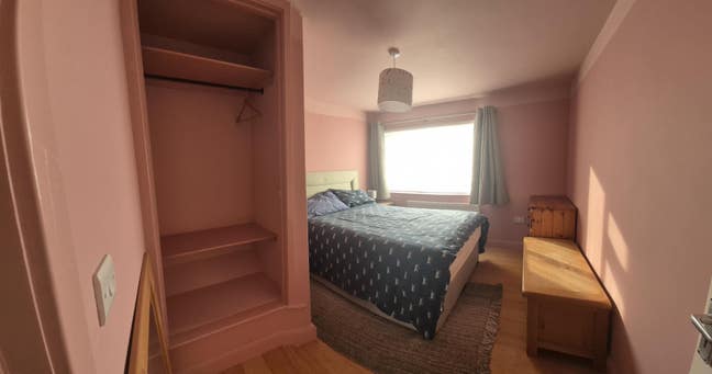 Welcome to Your Peaceful Retreat in Stoke Heath! Main Photo