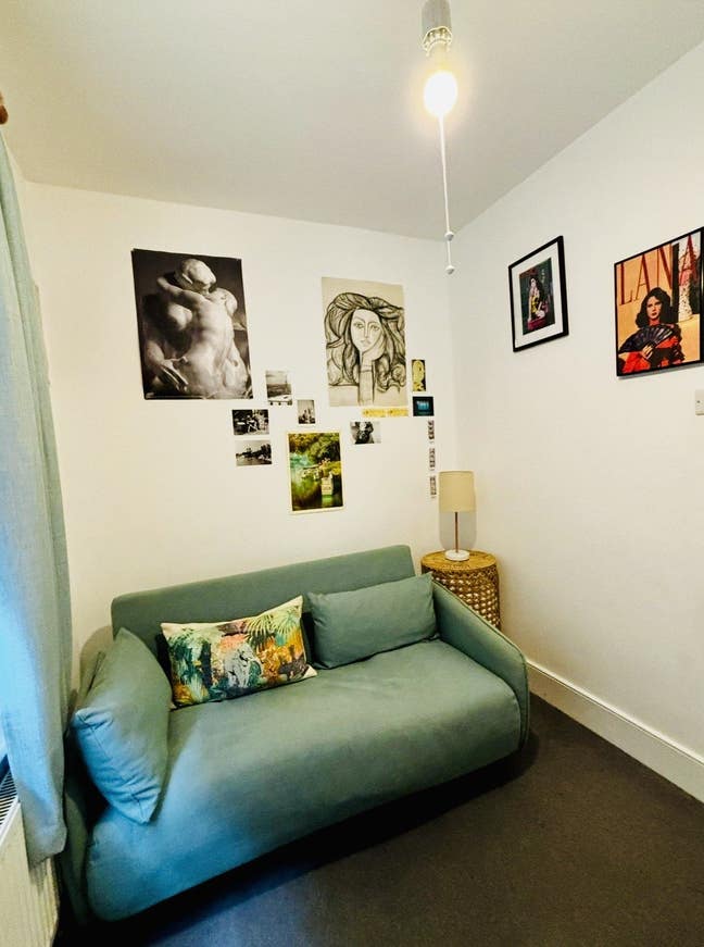 Furnished room to let - short stay  Main Photo