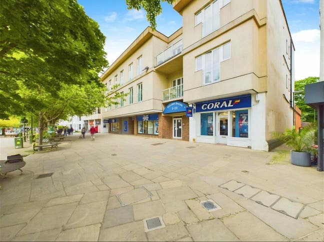 Studio in the heart of Horsham Main Photo