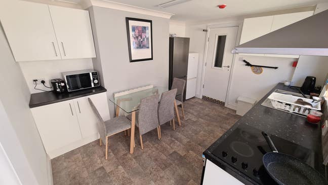 Two Furnished Ensuite Single Bedrooms - Workington Main Photo