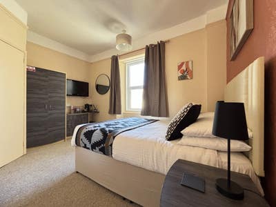 Double room available in Hotel Main Photo