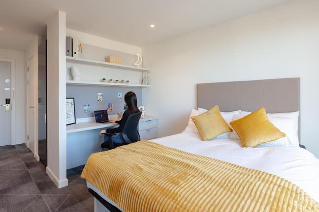 Sept 2025 Intake | Bills Included | Apartment 6 Be Main Photo