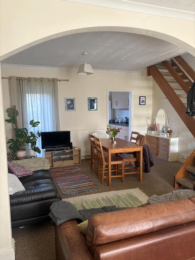 Double Bedroom in a 3 Bed House, Off Mill Road Main Photo