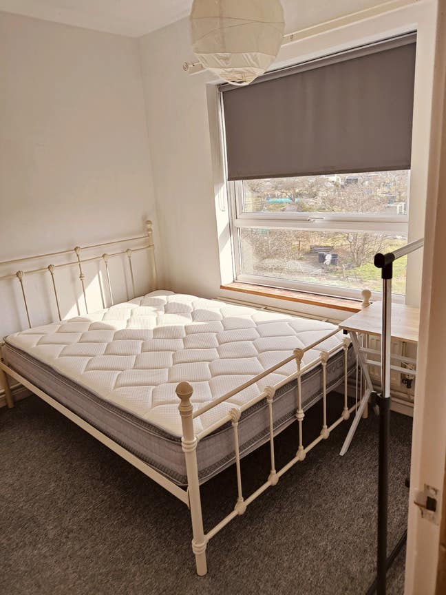 Beautiful room Main Photo