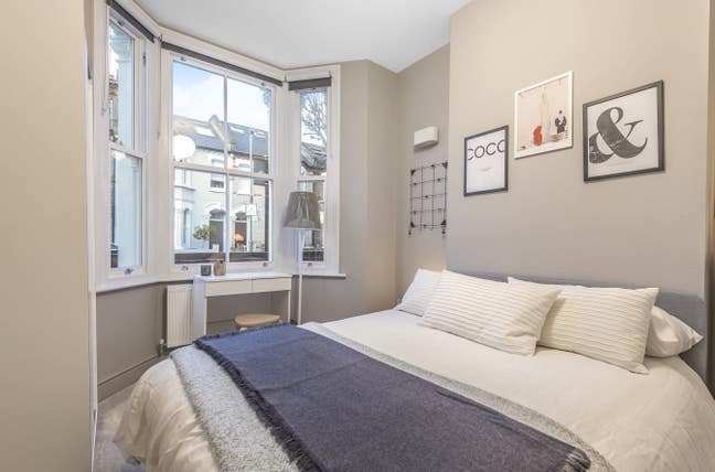 Gorgeous Ground Floor Bedroom in Clapham Main Photo