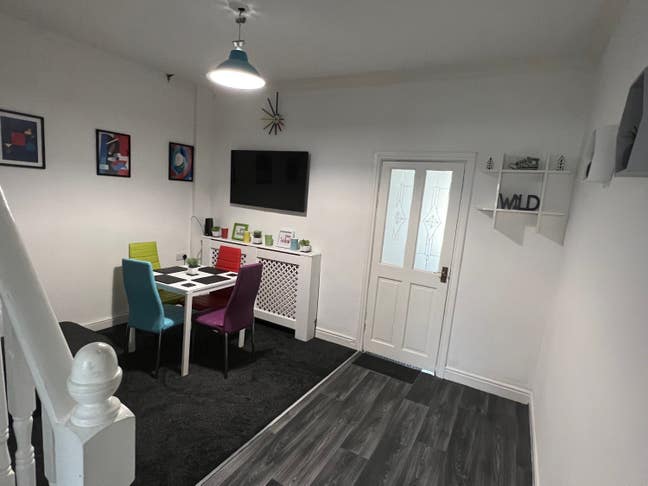 Spacious Room for Rent TS1 4PH Main Photo