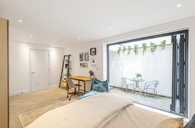 Gorgeous Bedroom Available in Balham! Main Photo