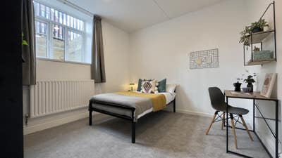 6 Bed House Share - Bower Road CASHBACK!! Main Photo