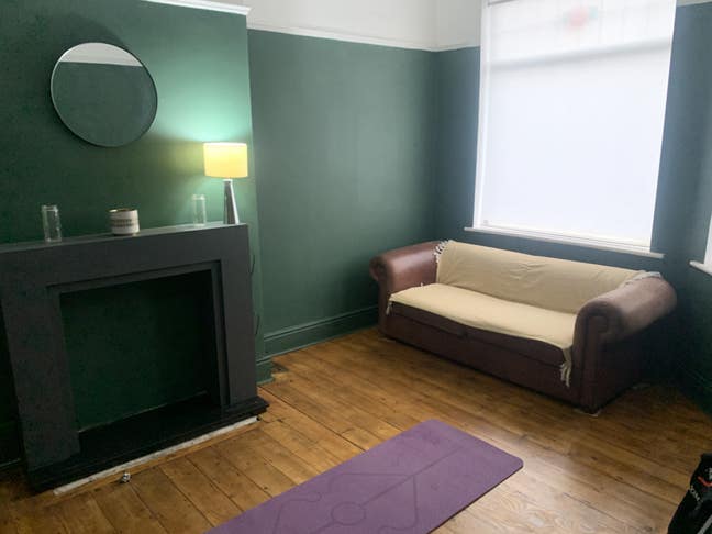 Double Room - Levenshulme  Main Photo