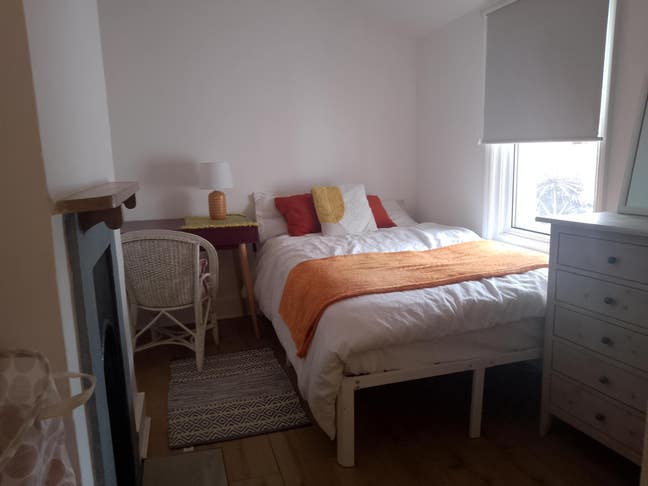 Cheap central room for short lets only Main Photo