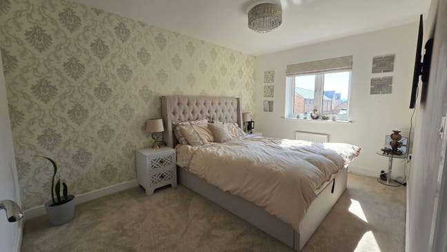 Double Room available in MK42 Shortstown  Main Photo
