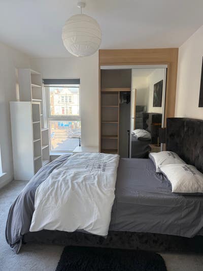 Double Room Next to Hendon Station Main Photo