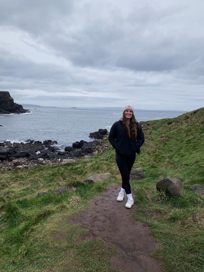 PhD Student Looking for room near Newington Main Photo