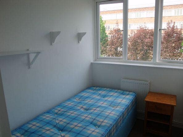 Gorgeous Single Room Close to Station Main Photo