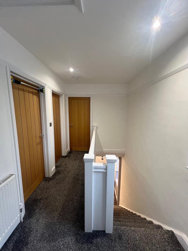 Large Double Room Main Photo