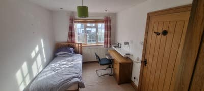 Large Room in Stony Stratford Main Photo