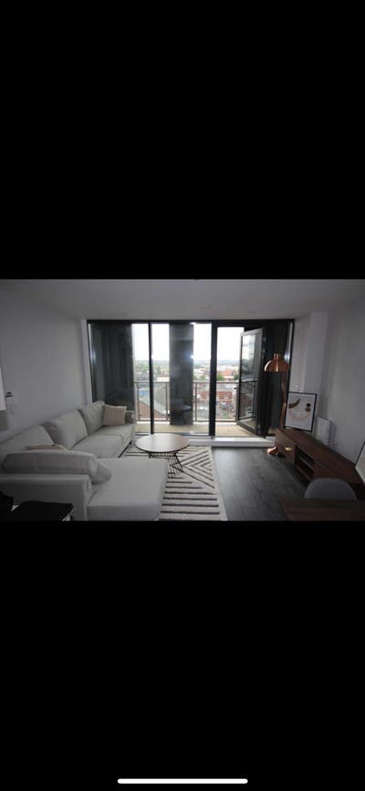 Double Bedroom Available M4 Main Photo