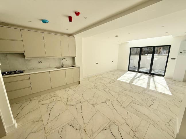 🏡Luxury Studio Flat, All bills inc., Garden🏡 Main Photo